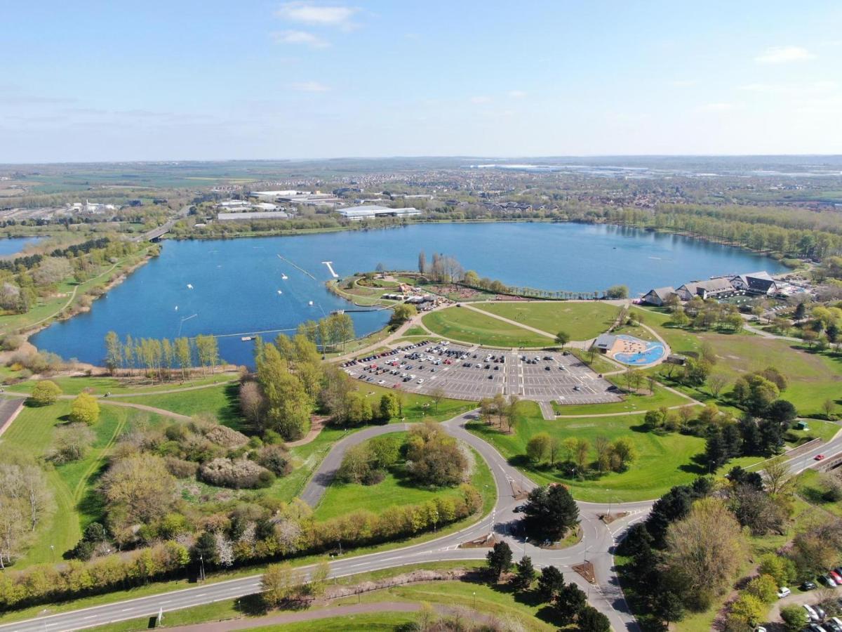 Campbell Park Apartment - City Centre - Free Parking, Balcony, Super-Fast Wifi And Smart Tv With Netflix By Yoko Property Milton Keynes Esterno foto