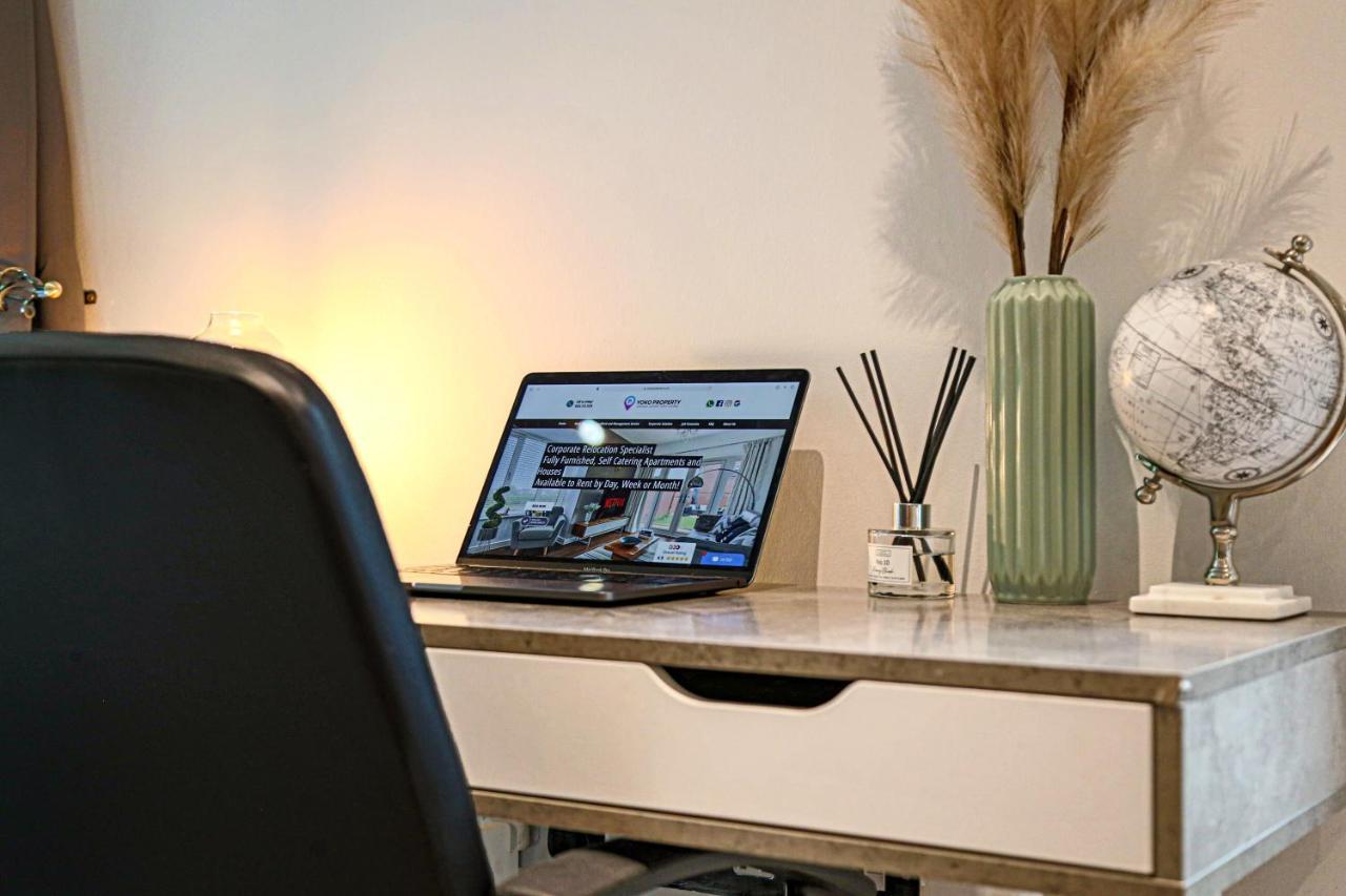 Campbell Park Apartment - City Centre - Free Parking, Balcony, Super-Fast Wifi And Smart Tv With Netflix By Yoko Property Milton Keynes Esterno foto
